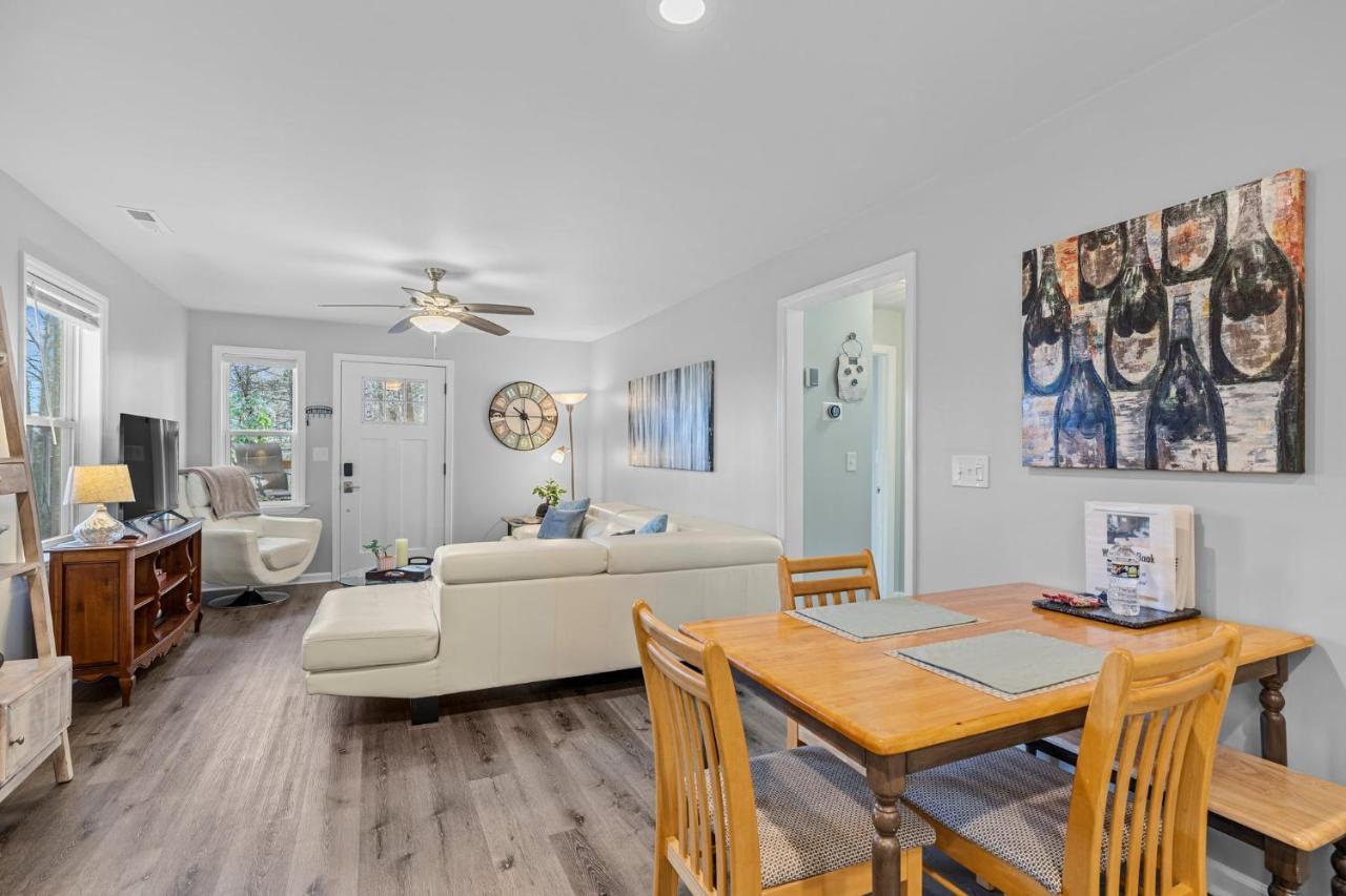The Bamboo Bungalow Hendersonville Buitenkant foto