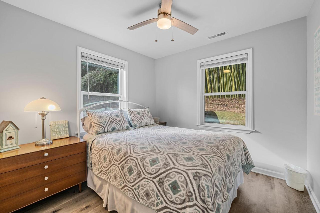 The Bamboo Bungalow Hendersonville Buitenkant foto