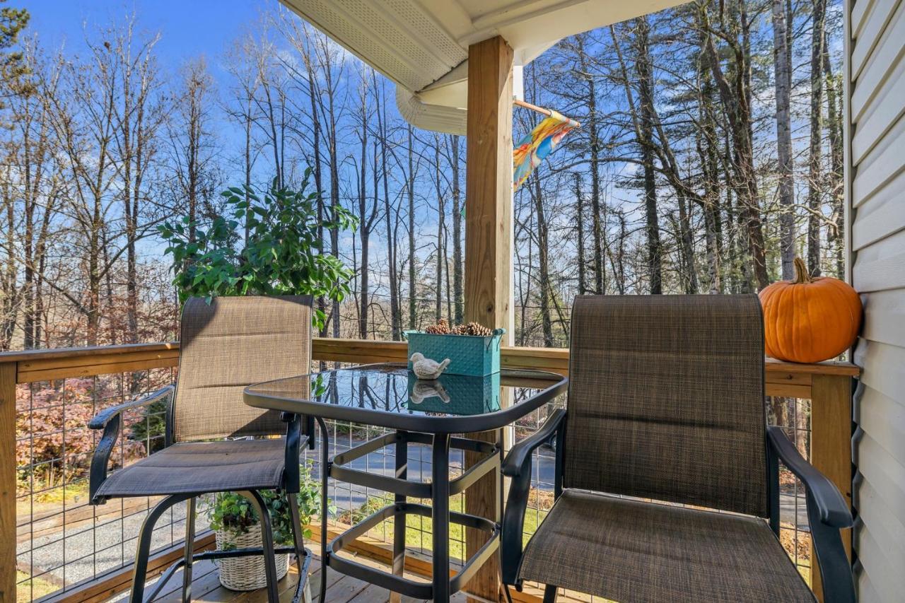 The Bamboo Bungalow Hendersonville Buitenkant foto